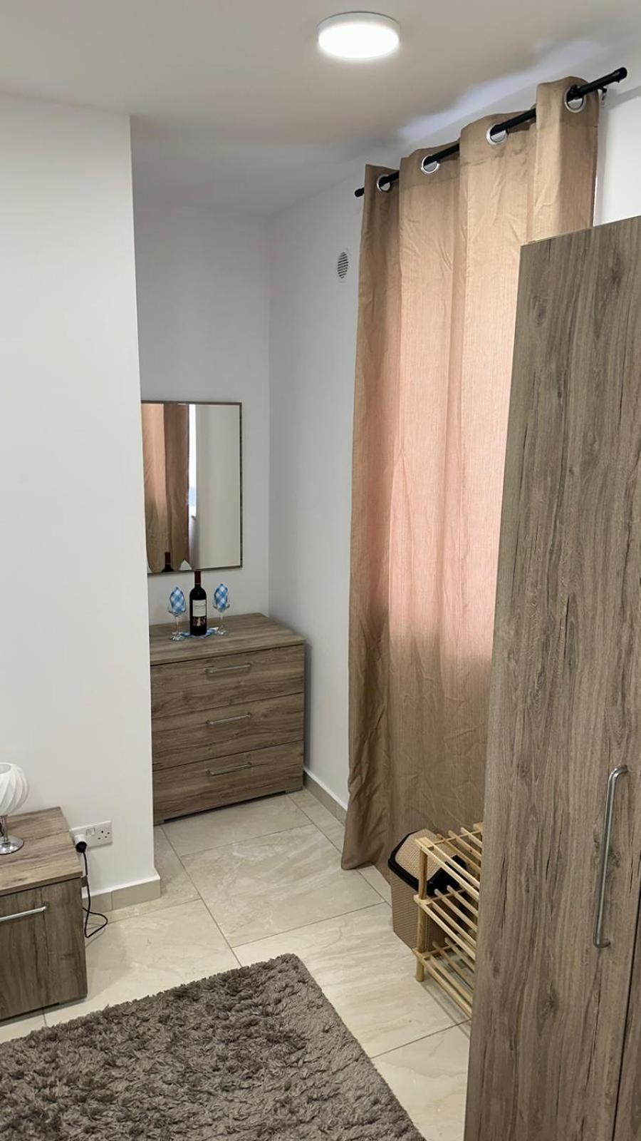 Your Elegant Home Away From Home Shared Apartment Only With Host Żebbuġ Εξωτερικό φωτογραφία